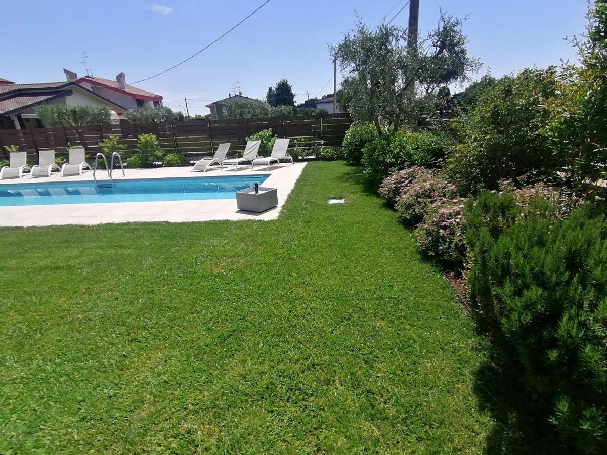 Villa Zarina - Up To 12 People Peschiera del Garda Dış mekan fotoğraf