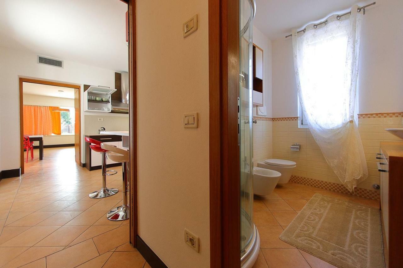 Villa Zarina - Up To 12 People Peschiera del Garda Dış mekan fotoğraf